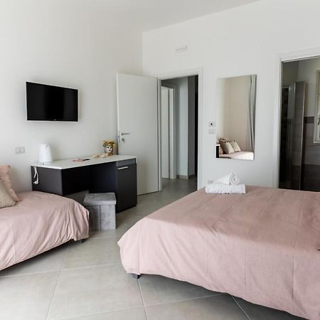Teddu B&B Giardini Naxos Eksteriør billede