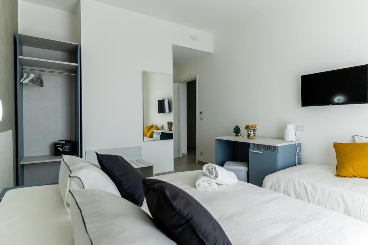 Teddu B&B Giardini Naxos Eksteriør billede