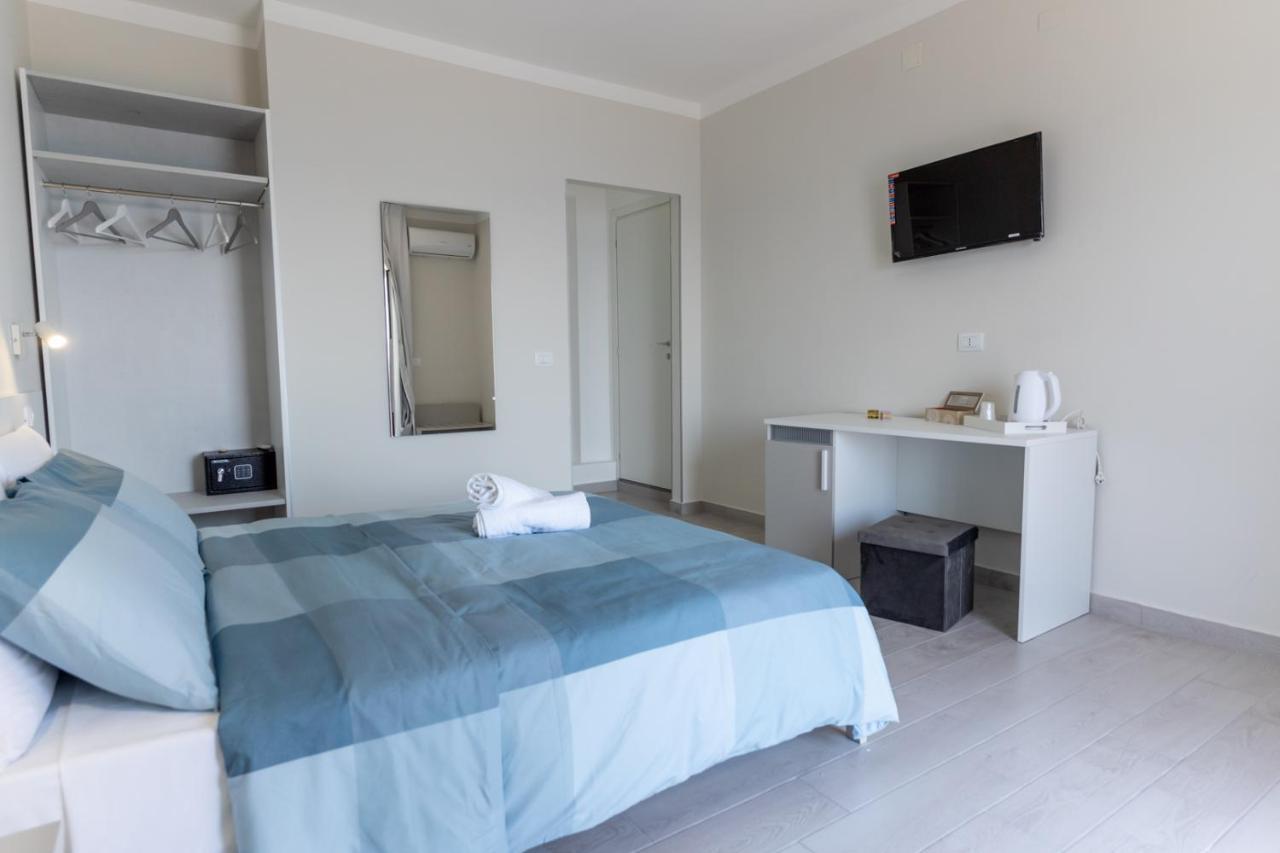 Teddu B&B Giardini Naxos Eksteriør billede