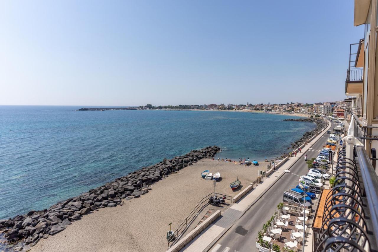 Teddu B&B Giardini Naxos Eksteriør billede